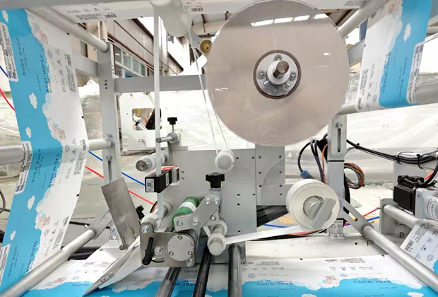 Analysis of Raw Material and Equipment Matching for Wet Wipe Machines